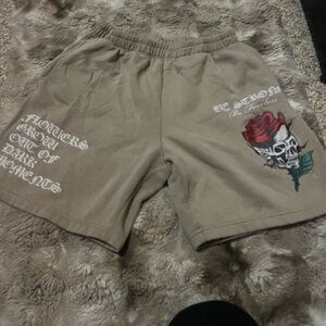 Ost Tan Athletic Shorts with Skull and Rose Graphic